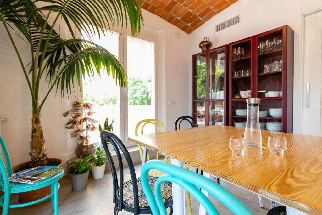 Newly Renovated Room W Pool & Bikeparking Girona Room photo