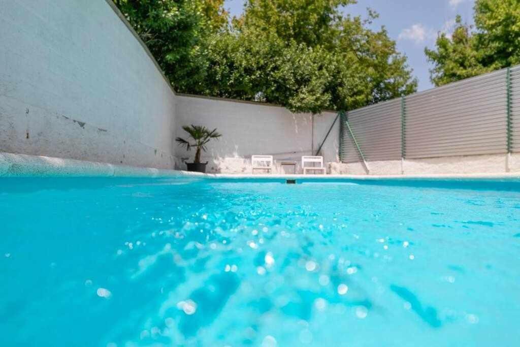 Newly Renovated Room W Pool & Bikeparking Girona Room photo